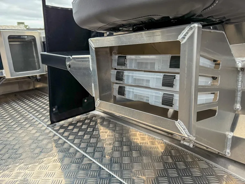 Slide: The Image of Stabi-Craft 1550 Fisher 2026 - 14