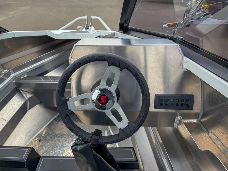 Slide: The Image of Stabi-Craft 1550 Fisher 2026 - 9