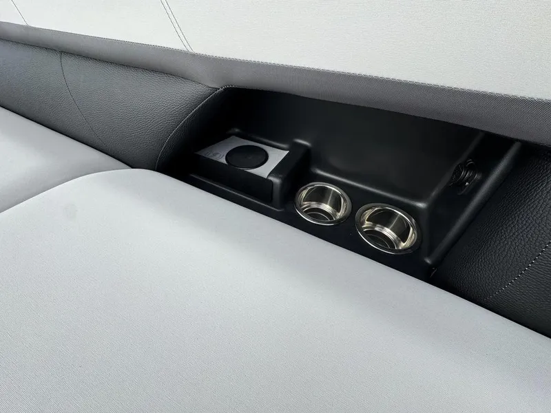 Slide: The Image of Crest Caribbean 250 SLRC 3 Toon 2025 - 10