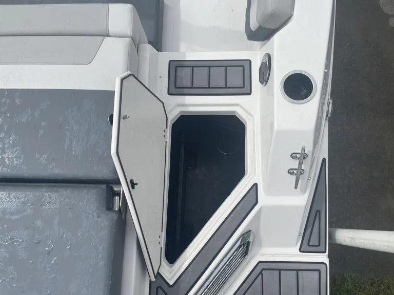 Slide: The Image of Starcraft SVX 231 IO 2025 - 23