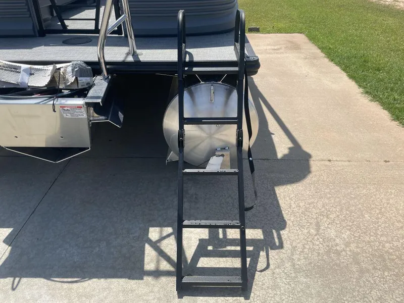 Slide: The Image of Starcraft GX 22 R DH Sport 2025 - 5