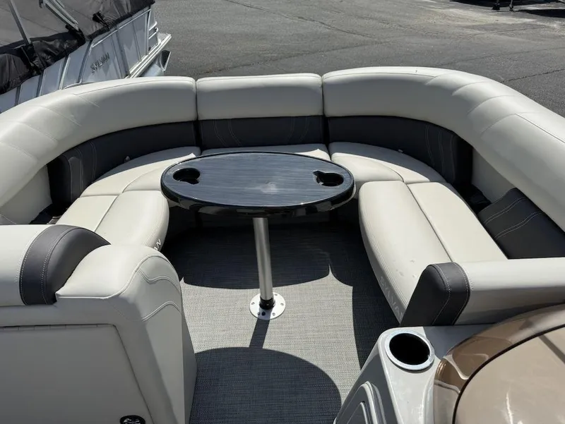 Slide: The Image of Sylvan 822 CLZ DH 2025 - 8