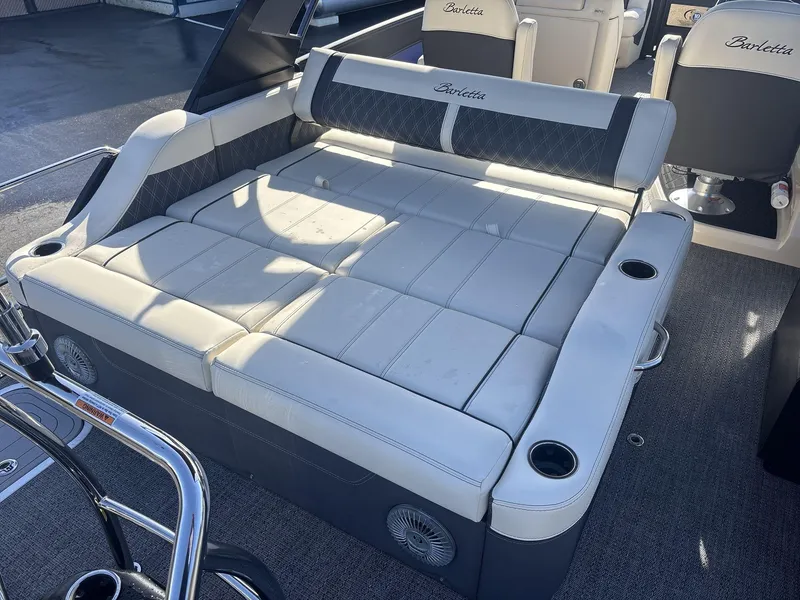 Slide: The Image of Barletta Lusso 23UCA 2025 - 15