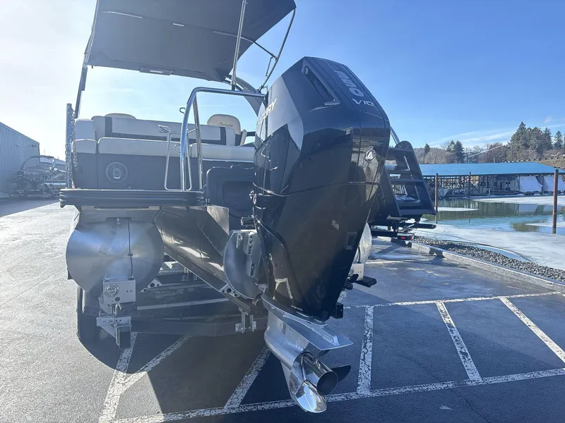 Slide: The Image of Barletta Lusso 23UCA 2025 - 5