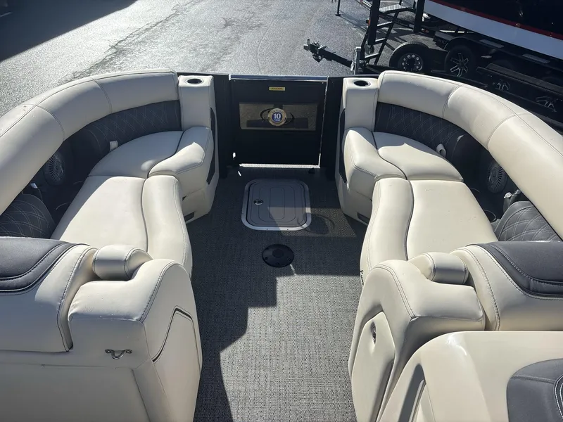 Slide: The Image of Barletta Lusso 23UCA 2025 - 7