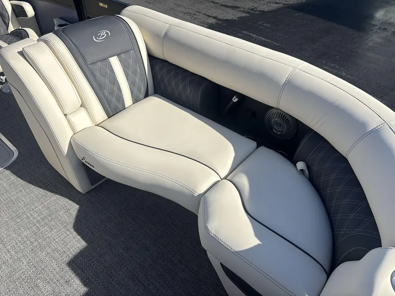 Slide: The Image of Barletta Lusso 23UCA 2025 - 8