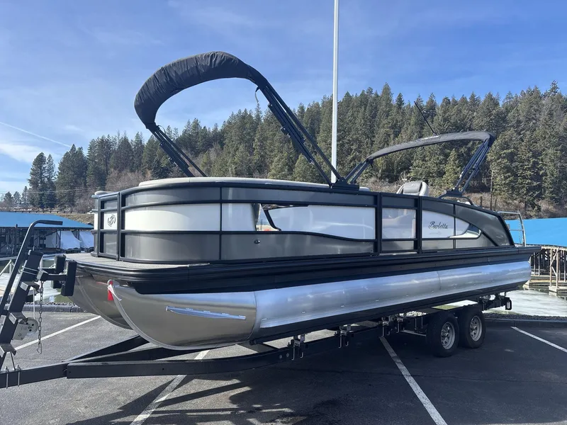 Slide: The Image of Barletta Lusso 25UC 2025 - 1