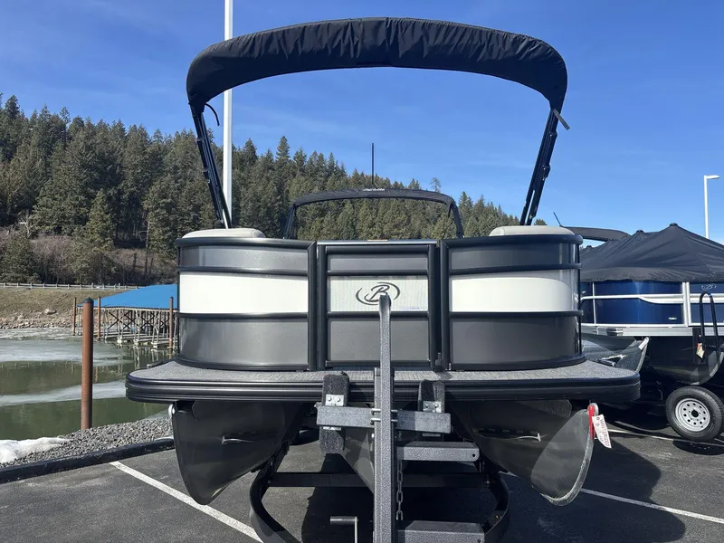 Slide: The Image of Barletta Lusso 25UC 2025 - 2