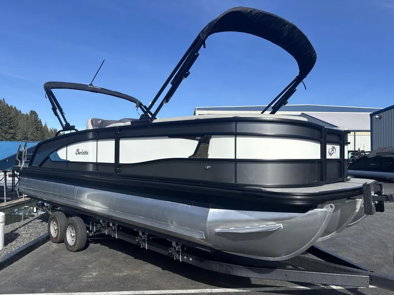 Slide: The Image of Barletta Lusso 25UC 2025 - 3