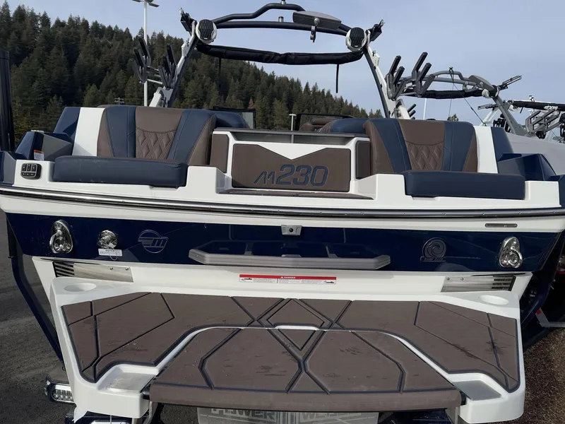 Slide: The Image of Malibu M230 2025 - 7