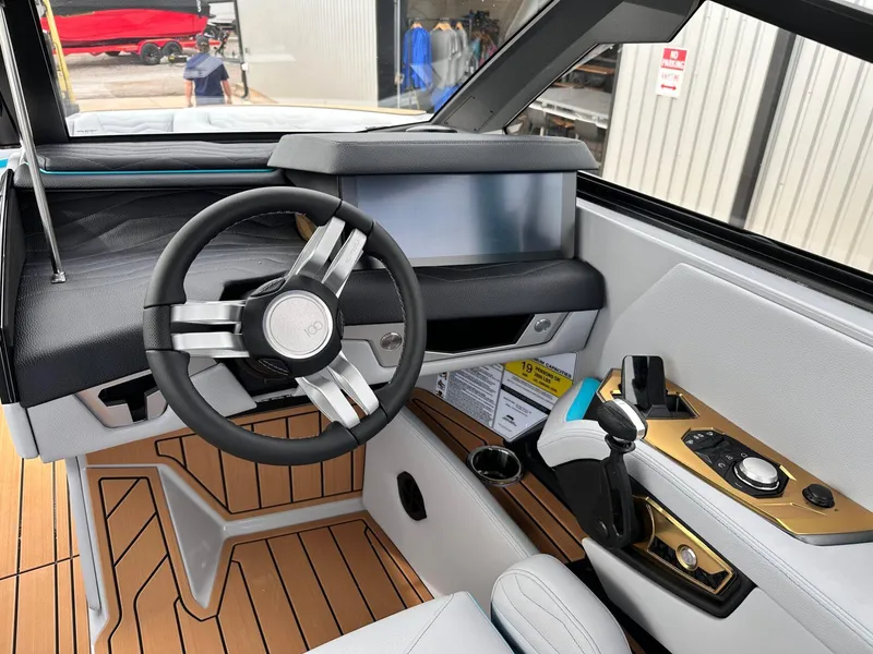 Slide: The Image of Nautique G25 2025 - 22