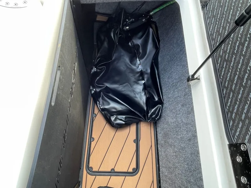 Slide: The Image of Nautique GS24 2025 - 20