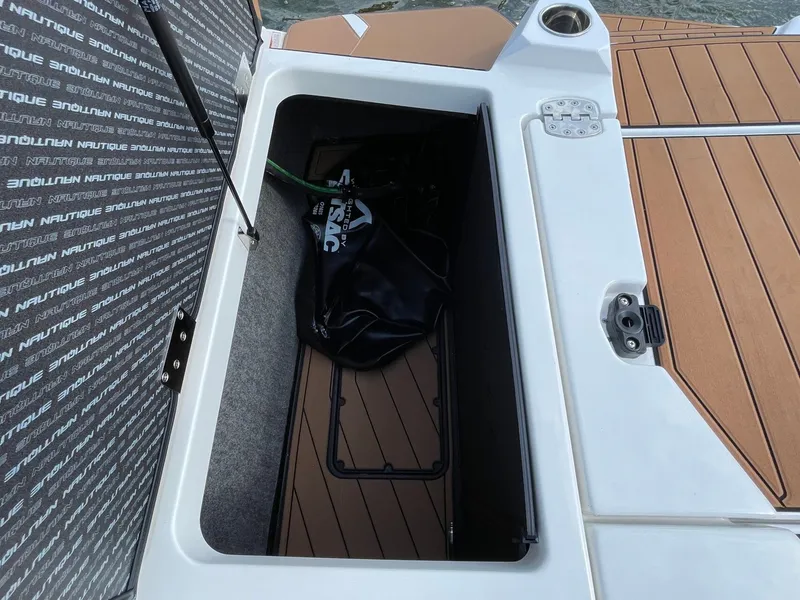 Slide: The Image of Nautique GS24 2025 - 21