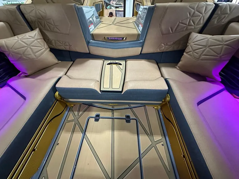 Slide: The Image of Nautique Paragon G25 2025 - 11