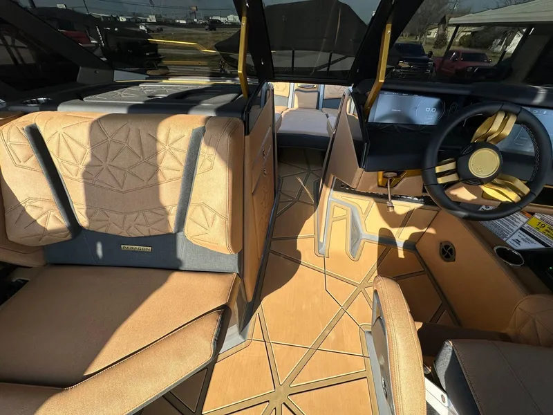 Slide: The Image of Nautique Paragon G25 2025 - 38