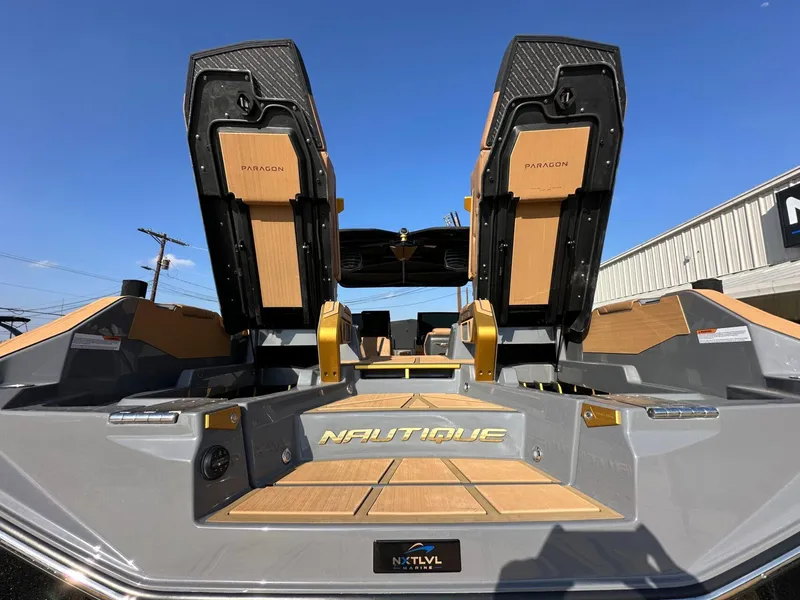 Slide: The Image of Nautique Paragon G25 2025 - 48