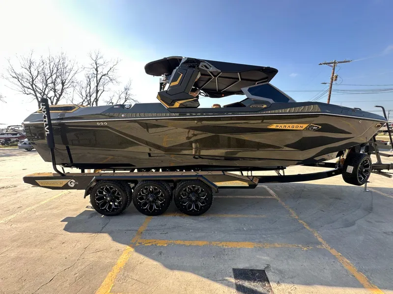 Slide: The Image of Nautique Paragon G25 2025 - 5