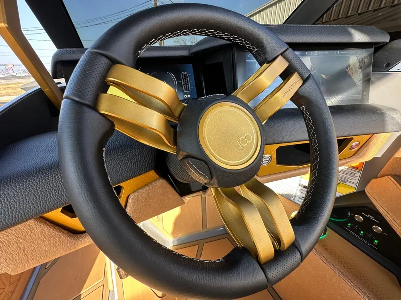 Slide: The Image of Nautique Paragon G25 2025 - 51