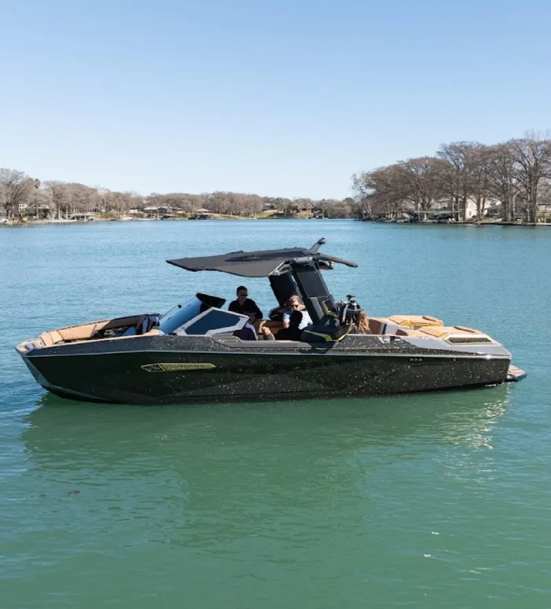 Slide: The Image of Nautique Paragon G25 2025 - 59