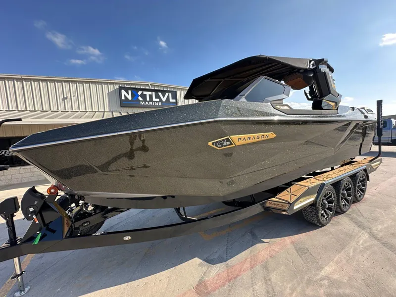 Slide: The Image of Nautique Paragon G25 2025 - 8