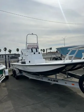 Slide: The Image of Majek 25 ILLUSION 2025 - 6