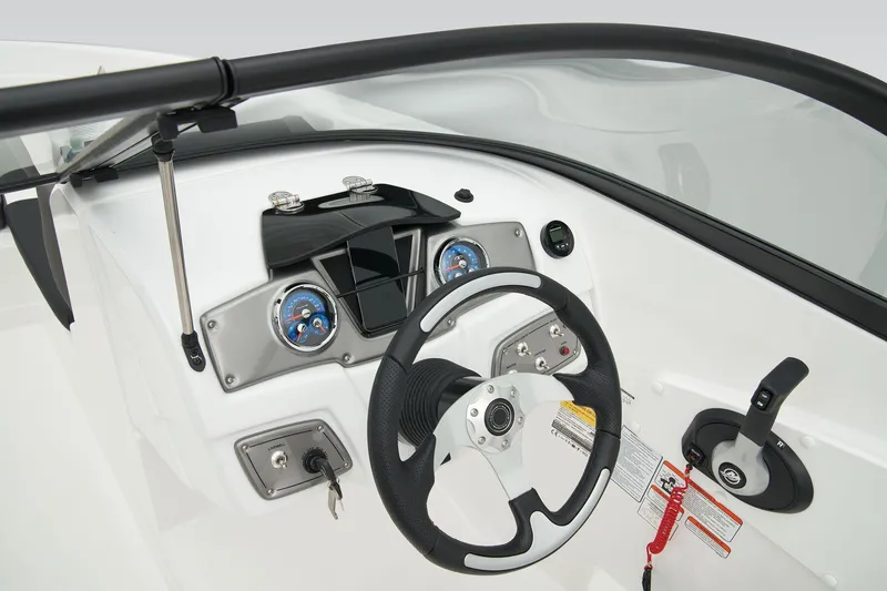 Slide: The Image of Tahoe 200 S 2025 - 47