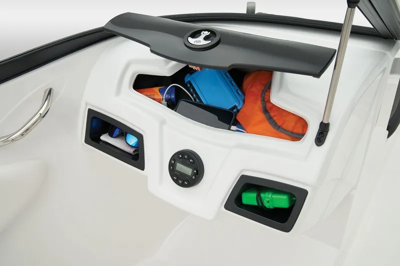 Slide: The Image of Tahoe 200 S 2025 - 56