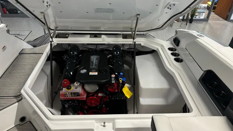 Cobalt R6 Engine Cobalt R6 Surf 2025 for Sale | MarineSource