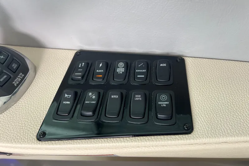 Slide: The Image of Regal 33 Express 2019 - 56