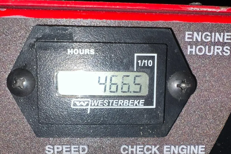 Slide: The Image of Regal 33 Express 2019 - 70