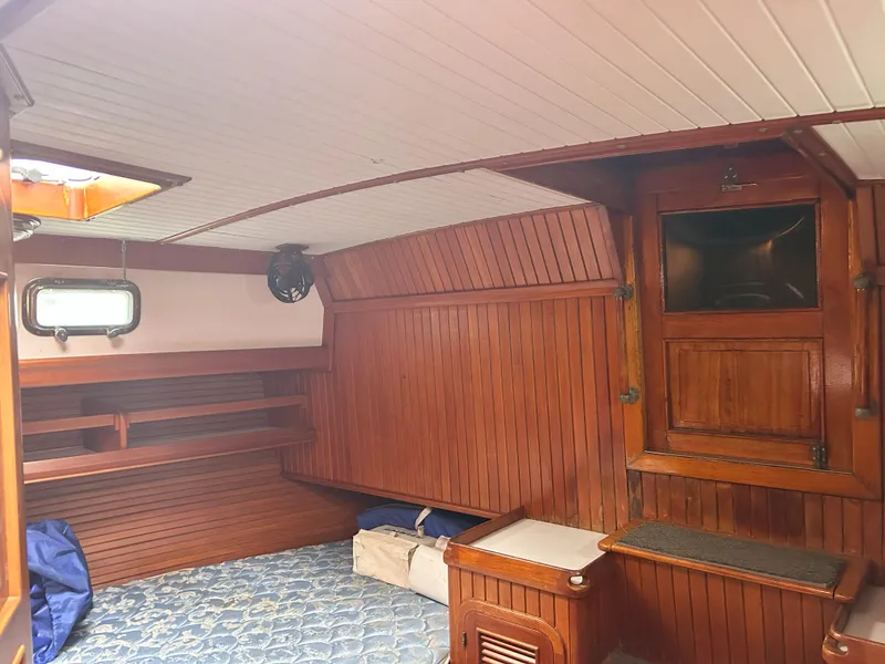 Slide: The Image of Passport 51 1987 - 70