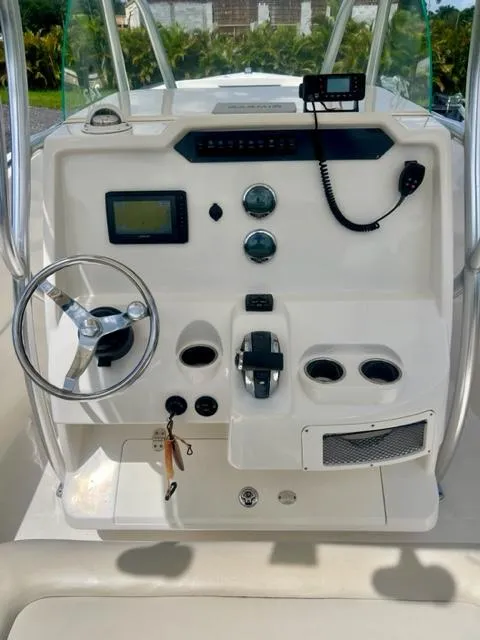 Slide: The Image of Sailfish 242 CC 2022 - 30