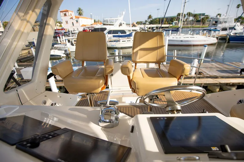 Slide: The Image of Ocean Yachts 42 Super Sport 1991 - 16