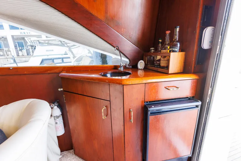 Slide: The Image of Ocean Yachts 42 Super Sport 1991 - 42