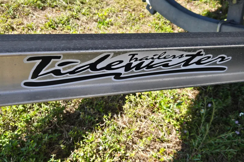 Slide: The Image of Tidewater trailer logo on a 2021 Pioneer 202 Islander boat trailer. - 25
