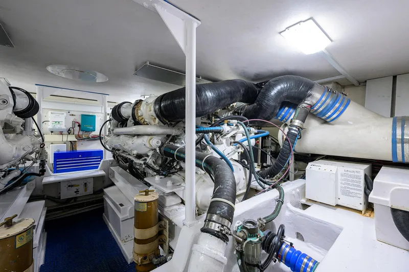 Slide: The Image of Viking 50 Conv Sport Fisher 2000 - 50