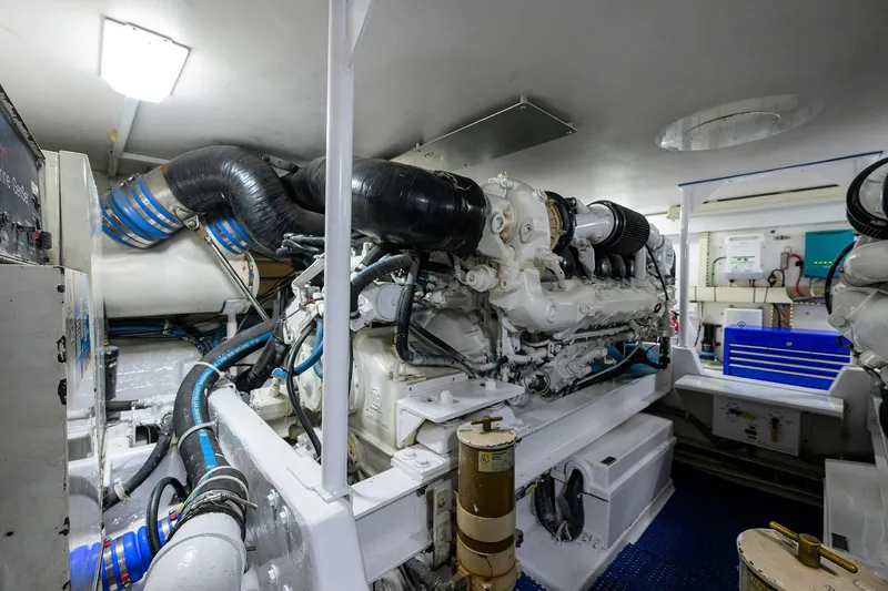 Slide: The Image of Viking 50 Conv Sport Fisher 2000 - 52