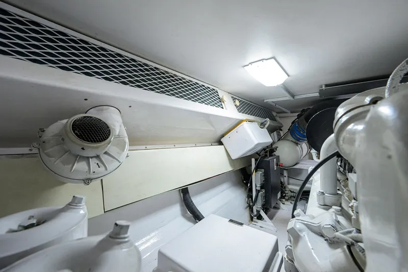 Slide: The Image of Viking 50 Conv Sport Fisher 2000 - 57