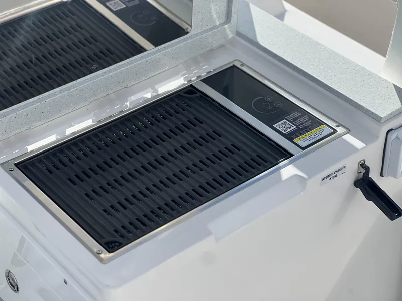 Slide: The Image of Sea Fox 288 Traveler 2025 - 50