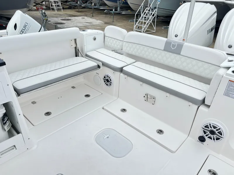 Slide: The Image of Sea Fox 288 Traveler 2025 - 53