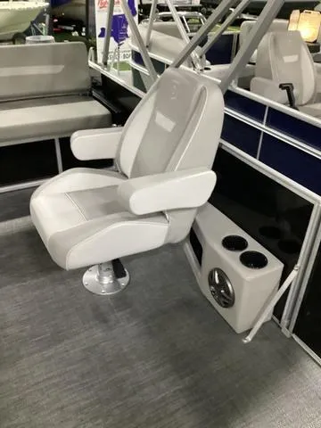 Slide: The Image of Godfrey Xperience 2286 SFLX 2025 - 7