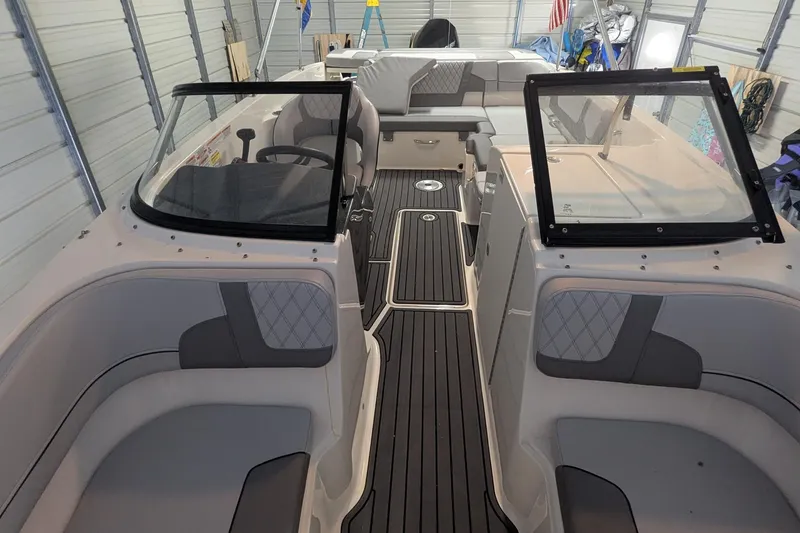 Slide: The Image of Bayliner VR6 Bowrider OB 2023 - 24