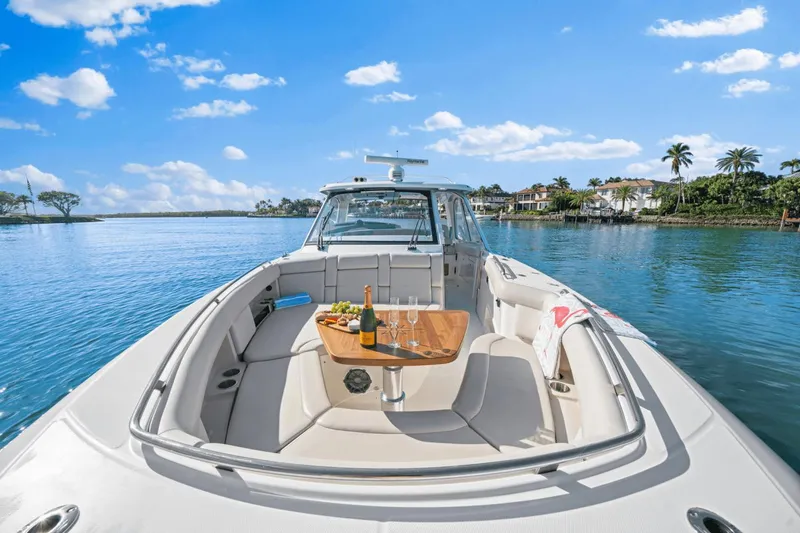 Slide: The Image of Boston Whaler 380 Realm 2021 - 22