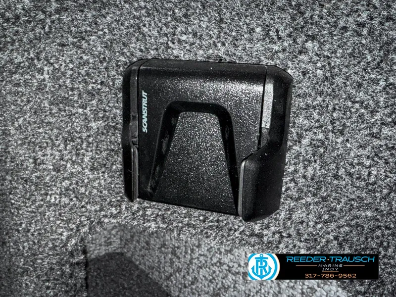 Slide: The Image of 2025 Lund 1775 IMPACT XS SINGLE boat interior with Scanstrut mount. - 41