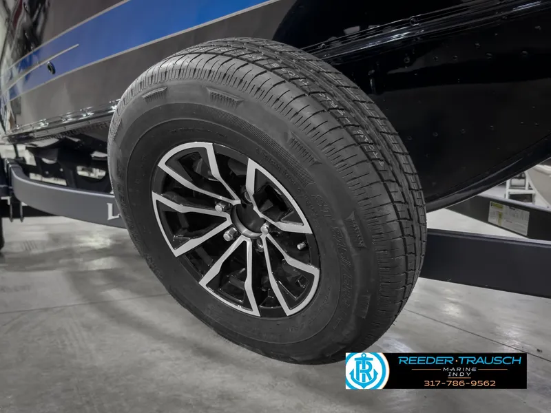 Slide: The Image of Lund 1775 IMPACT XS SINGLE 2025 - 55