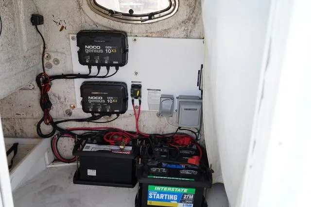 Slide: The Image of Other 2665 CANYON RUNNER 2008 - 12