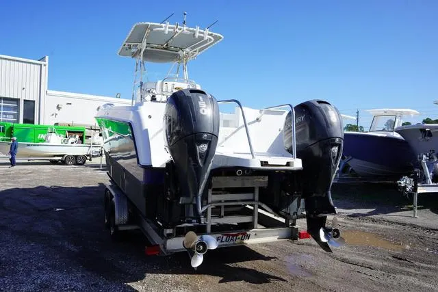 Slide: The Image of Other 2665 CANYON RUNNER 2008 - 6