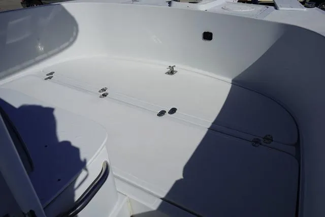 Slide: The Image of Other 2665 CANYON RUNNER 2008 - 7