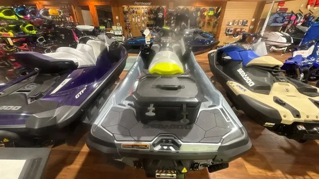 Slide: The Image of Sea-Doo RXT-X 325 WITH SOUND SYSTEM 2025 - 5
