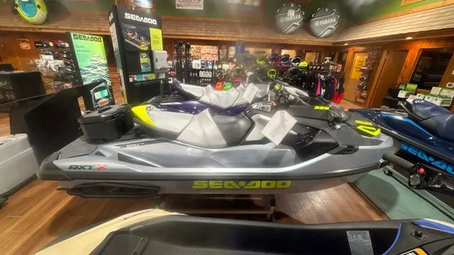 Slide: The Image of Sea-Doo RXT-X 325 WITH SOUND SYSTEM 2025 - 7